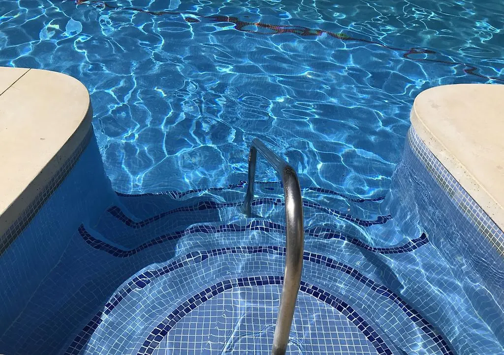 Vivaldi Boutique Suites Jardines Del Mar Marbella Apartment