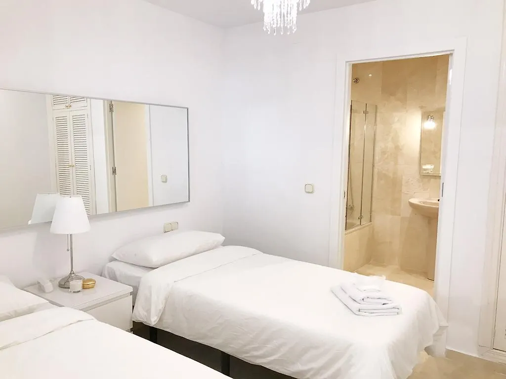 Vivaldi Boutique Suites Jardines Del Mar Marbella 0*,